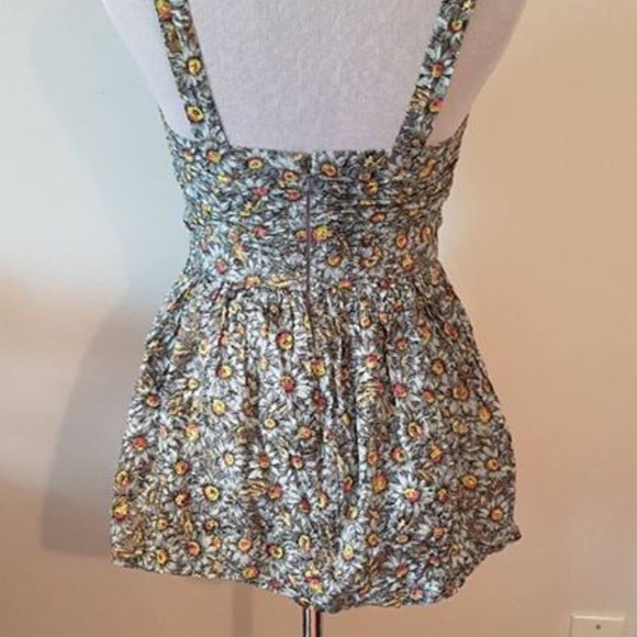 French Connection Floral Peplum Top - Size 4 - Picture 5 of 8